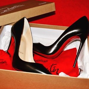 Christian Louboutin SO KATE size 36 or 6.